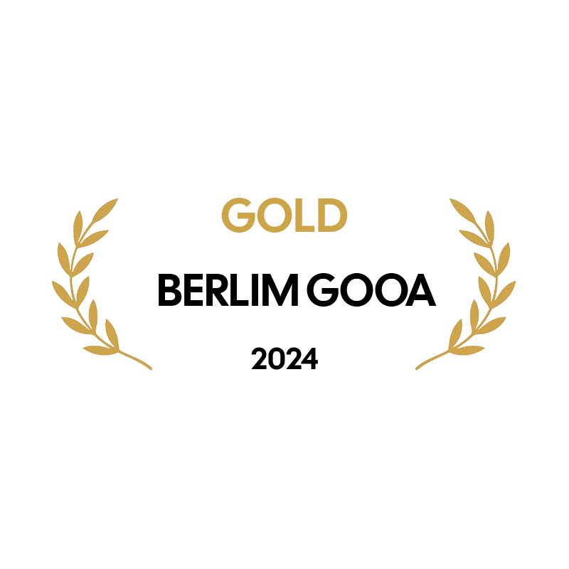 Gold Berlin GOOA 2024 award on a white background